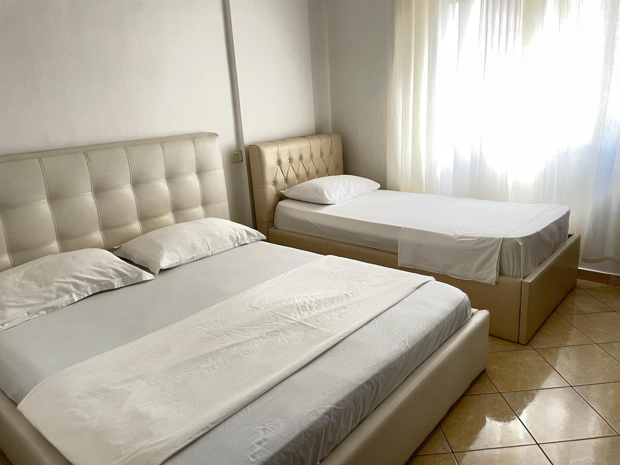 H&G Seaview Apartments Durrës Exteriör bild
