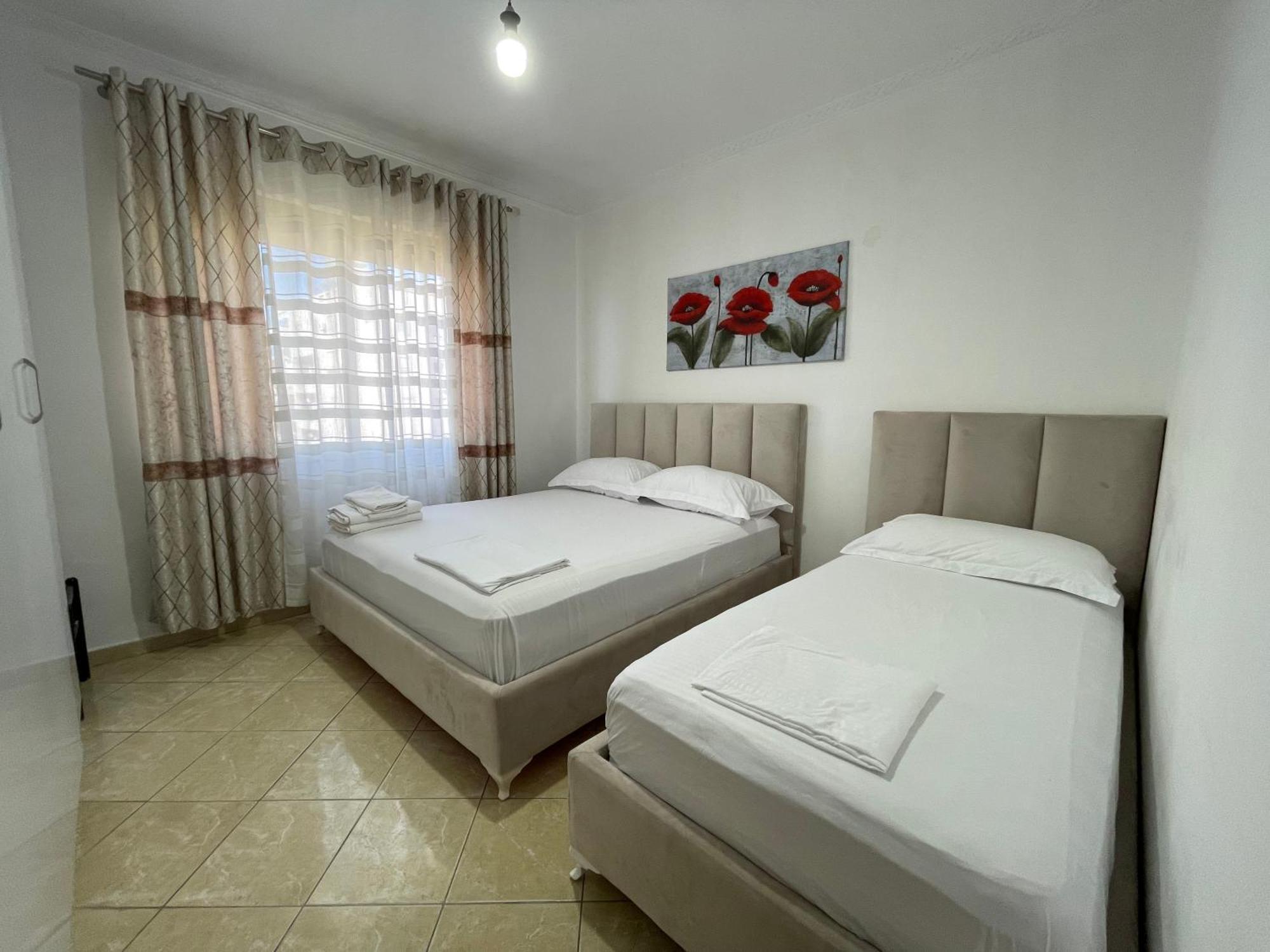 H&G Seaview Apartments Durrës Exteriör bild
